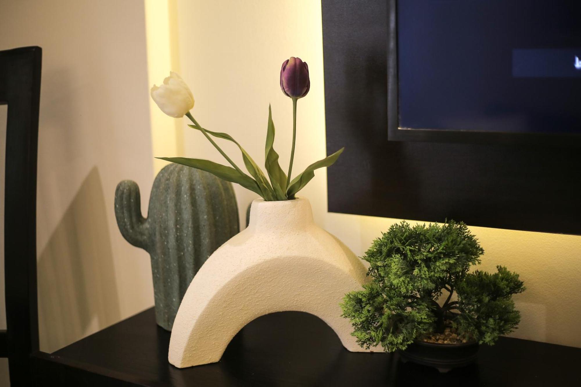 Appartamento The Clay - 2br Artistic Yet Modern Loft Located Strategically Near Shopping Centre And Market Il Cairo